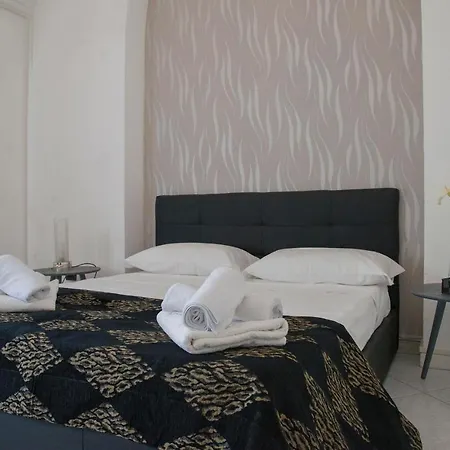 فندق مبيت وإفطار Nic.Ade