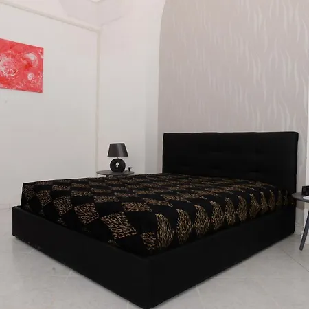 فندق مبيت وإفطار Nic.Ade *